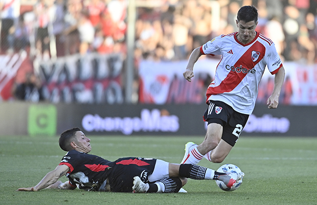 River igualó con Instituto y se clasificó segundo
