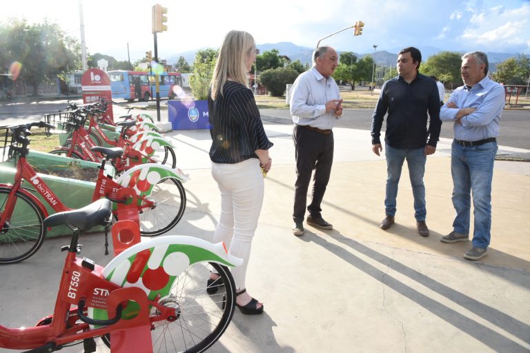 En Las Heras, Cornejo inauguró una nueva estación de BiciTran