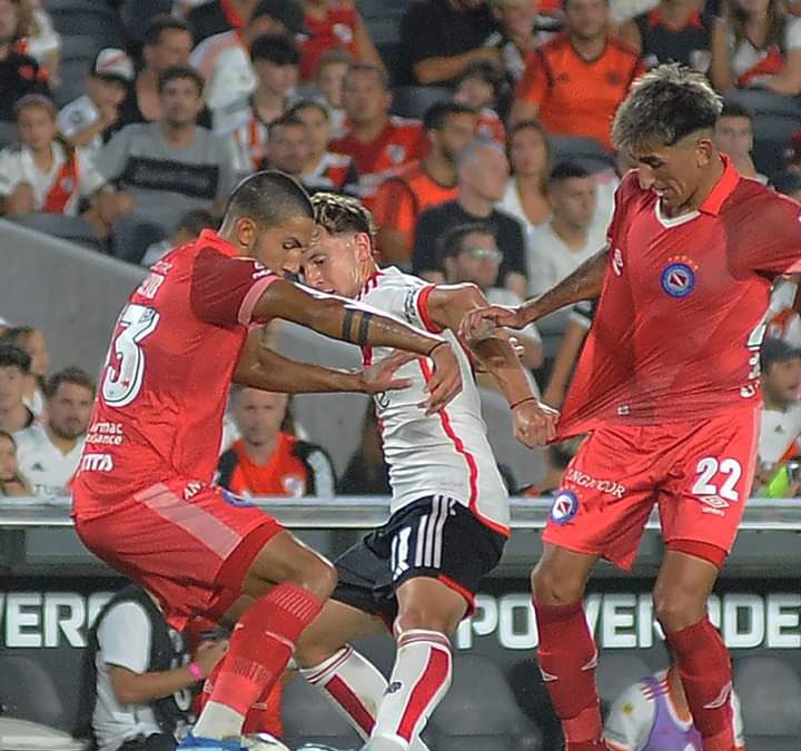 Este miércoles continúa el ruedo de la pelota en los estadios argentinos