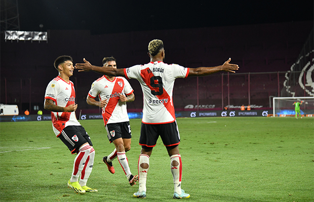 River le ganó dos a cero a Barracas Central