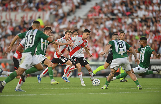 River empató en el final ante Banfield y quedó segundo