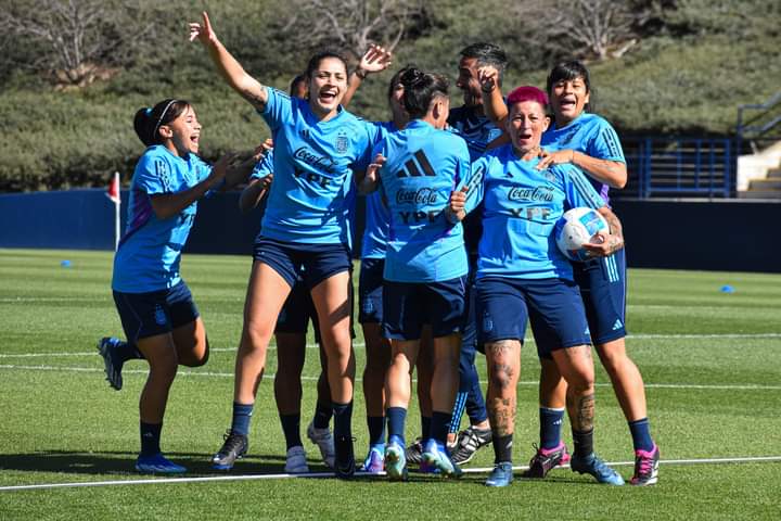 Argentina empató ante México en su debut en la Copa de Oro