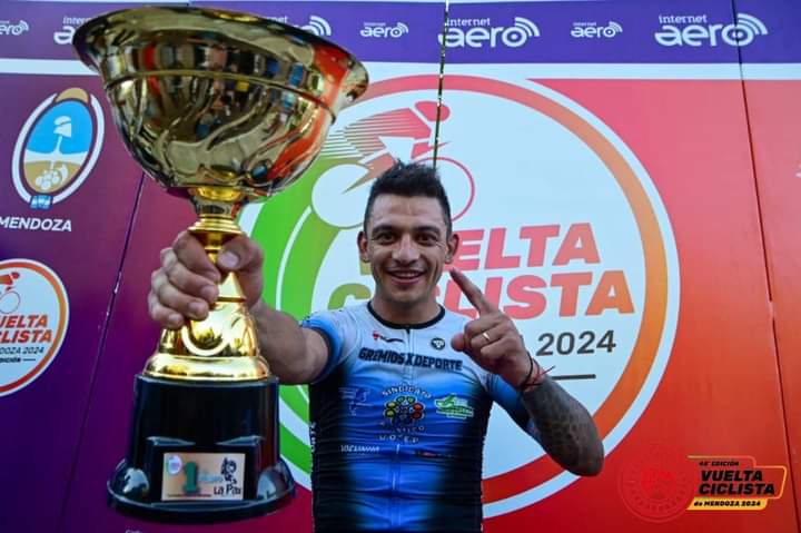 Mauricio Páez on fire en la cuarta etapa de la Vuelta de Mendoza
