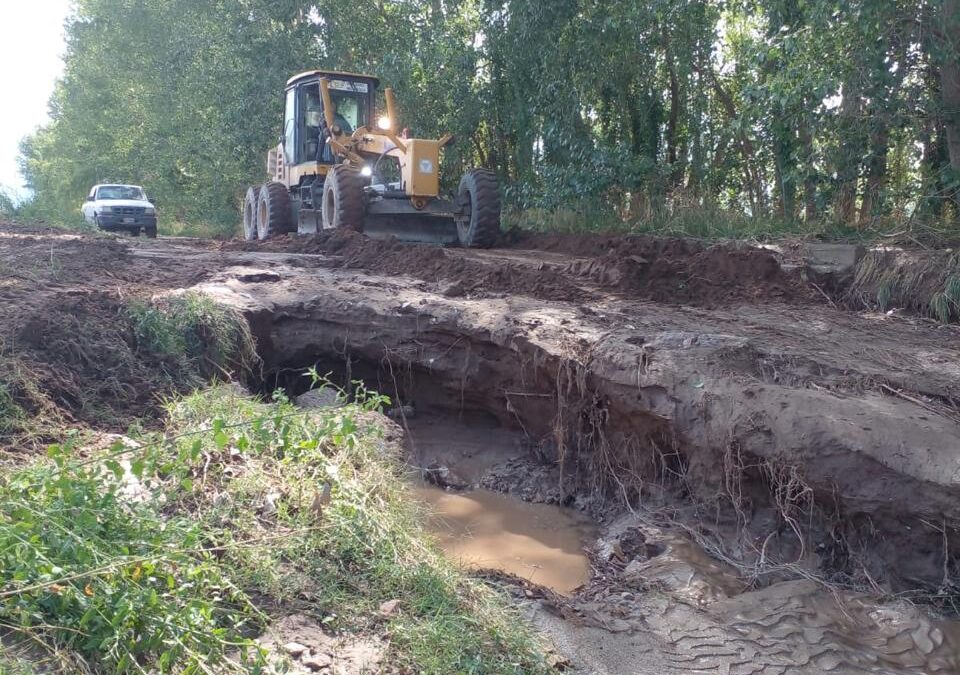 Valle de Uco: intensos trabajos durante el fin de semana largo por las fuertes tormentas y el desborde de arroyos y cauces