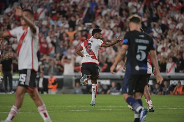 Independiente Rivadavia cayó ante River en el Monumental