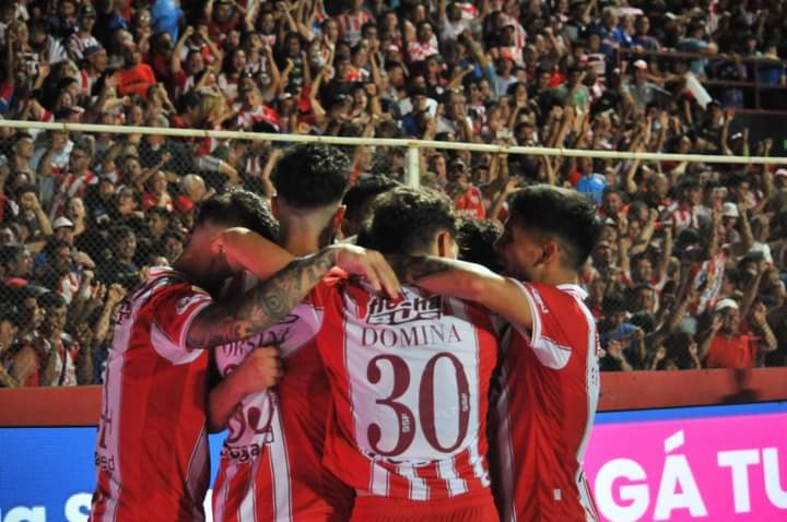 Unión le ganó a Boca sobre el final del partido