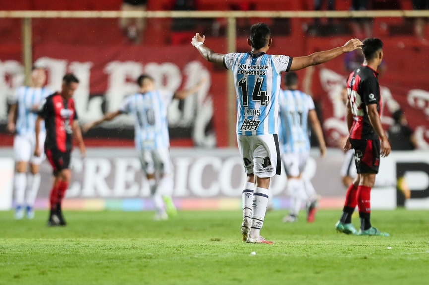 Atlético Tucumán goleó a Defensores de Belgrano por la Copa Argentina