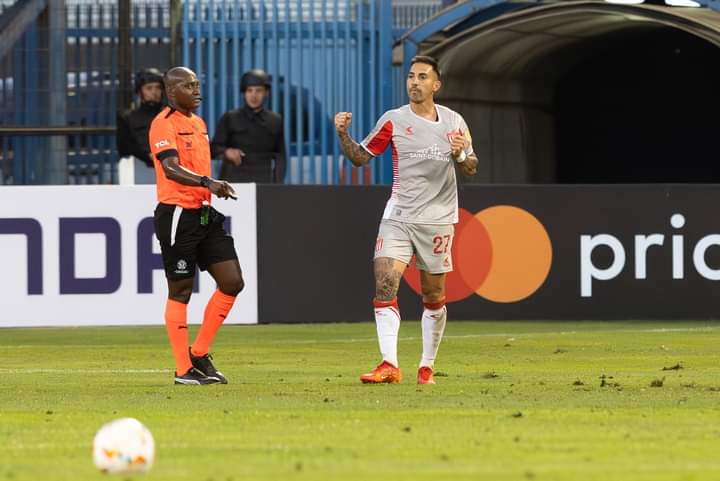 Estudiantes igualó en Chile ante Huachipato