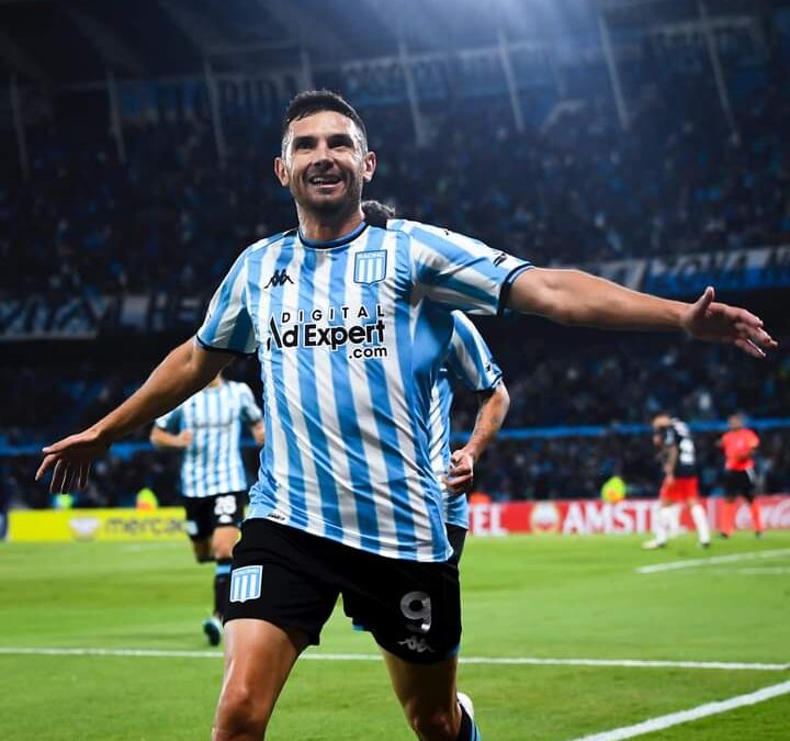 Racing y Vélez juegan de visitante por los octavos de la Libertadores