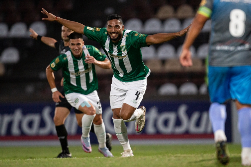 Banfield goleó en la Copa Argentina y se enfrentará a Independiente Rivadavia