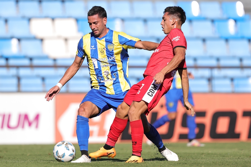 Juventud Unida eliminó a Deportivo Maipú tras una extensa definición por penales