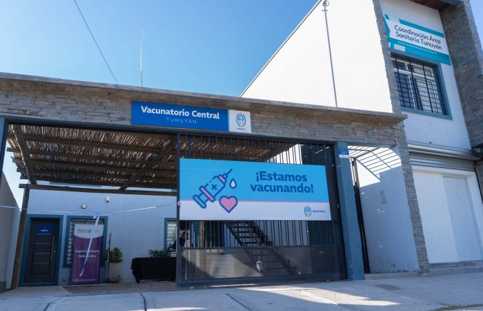 Dejan inaugurada el Vacunatorio Central de Tunuyán