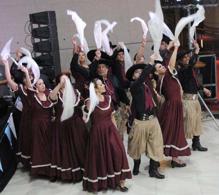 Llega una gran peña para conmemorar un nuevo aniversario de la Revolución de Mayo