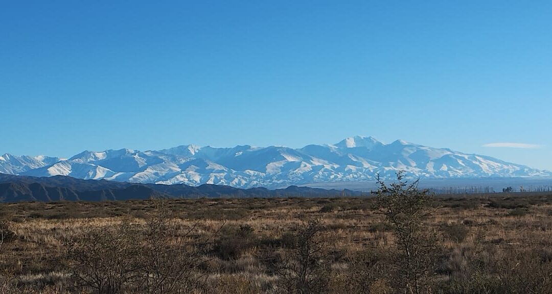 Lunes con nevadas en cordillera y poco cambio de la temperatura en el llano mendocino