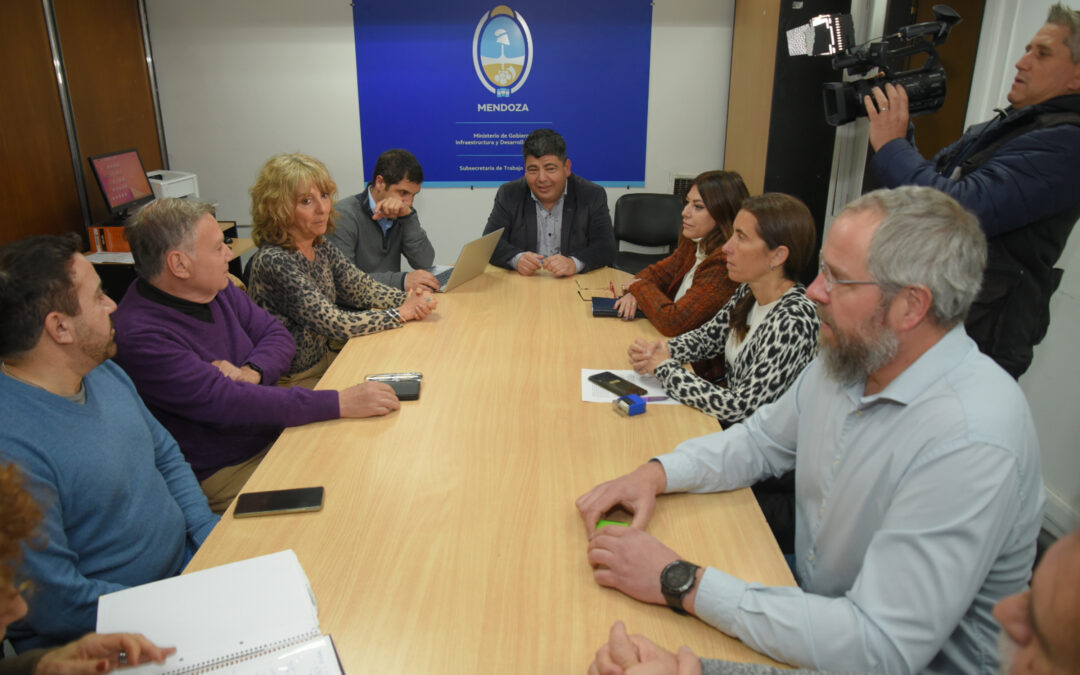 Ampros rechazó la propuesta del Gobierno provincial