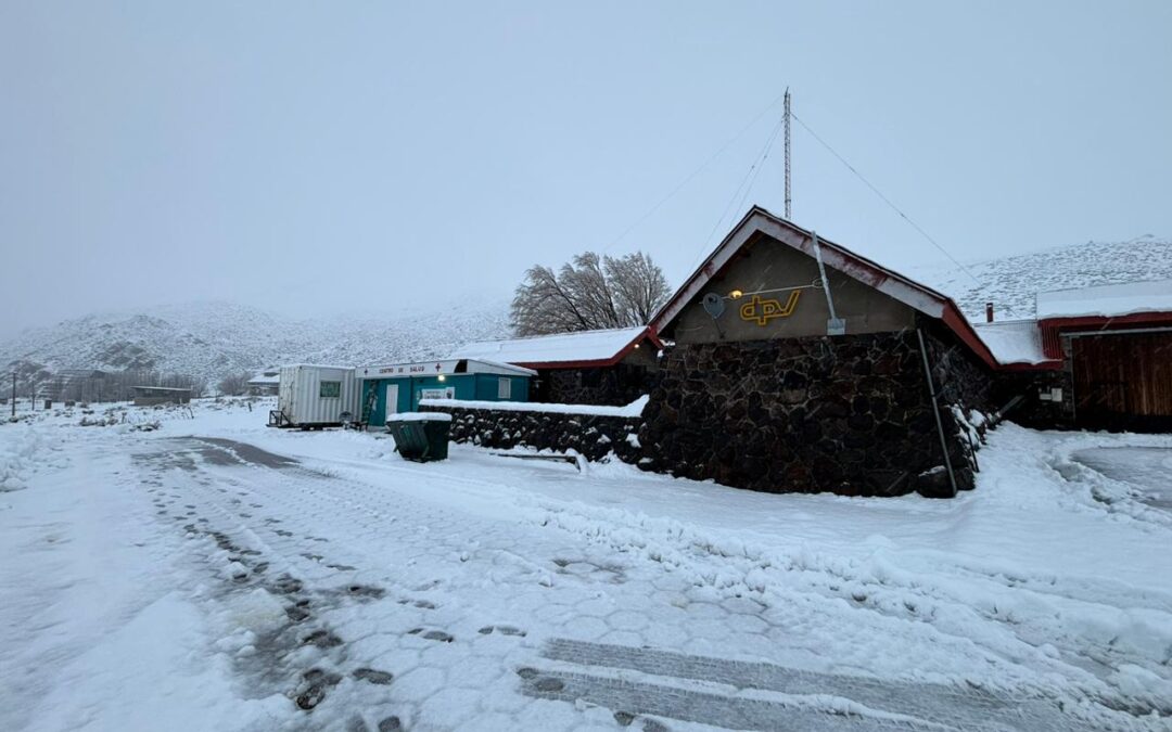 El maquinista del barrenieves cuenta cómo es trabajar con temporal en la ruta a Las Leñas