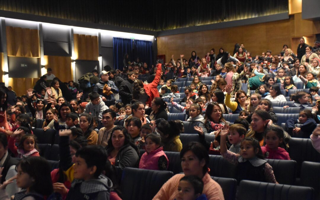 Miles de niños festejaron entre risas y juegos el Día de Los Jardines en Tunuyán