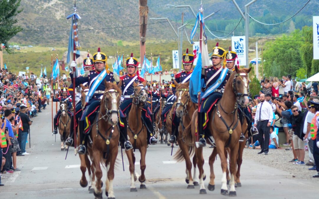 Aveiro presenta un proyecto para que se establezca un escuadrón del Cuerpo de Granaderos a Caballo en la Provincia de Mendoza
