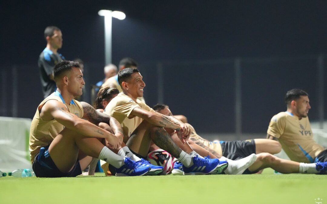 La Selección Argentina se entrenó de cara al partido ante Guatemala