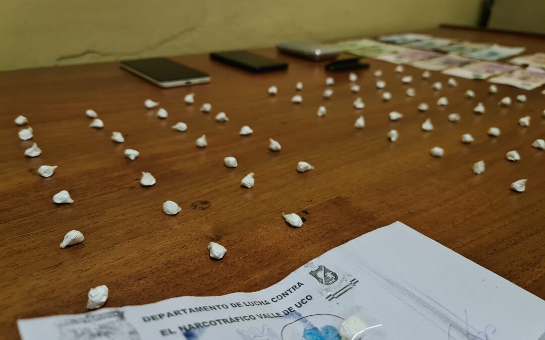 Valle de Uco: un ex suboficial del Ejército detenido con varios envoltorios de cocaína