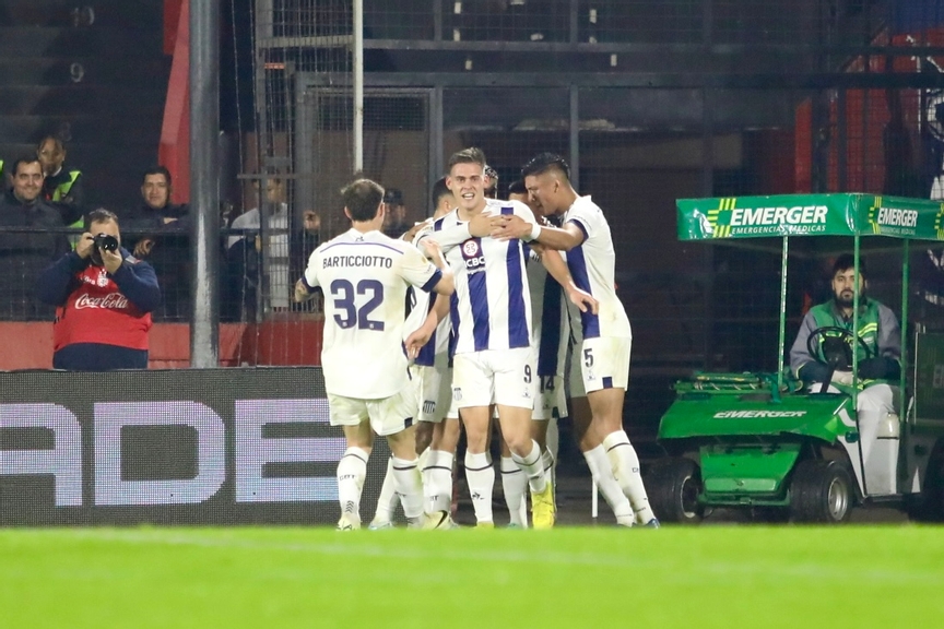 Talleres se impuso ante Colón y avanzó de fase en la Copa Argentina