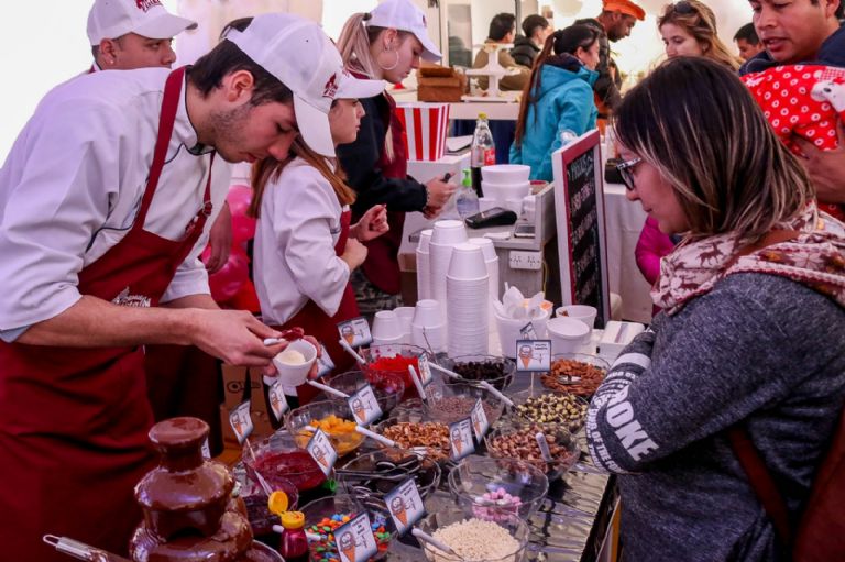 Comenzó la Fiesta del Chocolate y Vino 2024