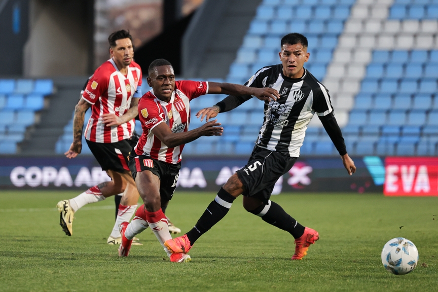 Central Córdoba eliminó a Estudiantes en el cierre de los 16avos de Final