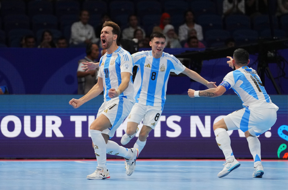 Argentina goleó 7-1 a Ucrania en el debut de la Copa Mundial de Futsal de la FIFA Uzbekistán 2024