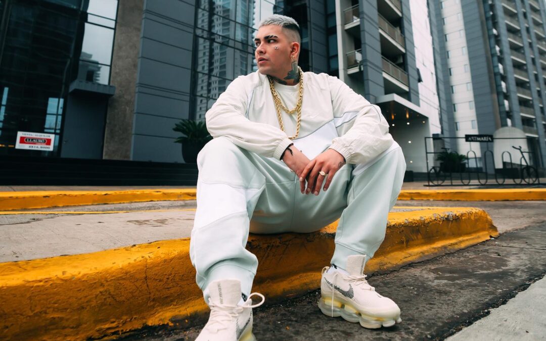 Callejero Fino regresó con fuerza al mundo de la música con su nuevo tema “Drinkin & Smoke”
