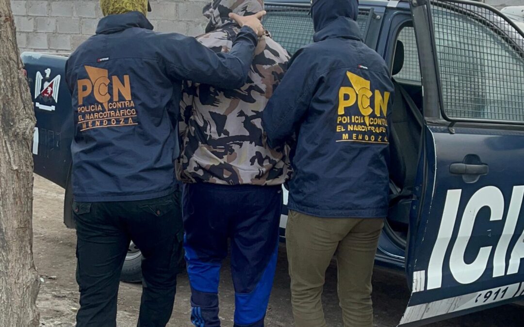 Detuvieron a un hombre apodado el «Ñoño» con cocaína y marihuana en Colonia las Rosas