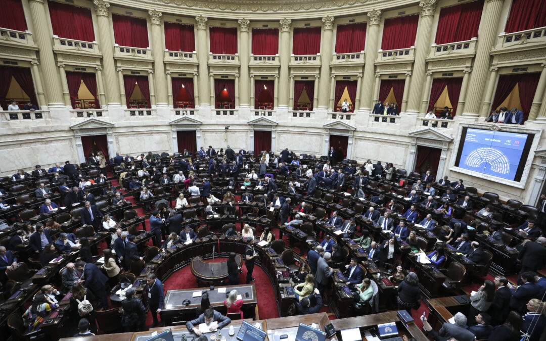 Cómo votaron los diputados mendocinos al veto de la Ley Jubilatoria