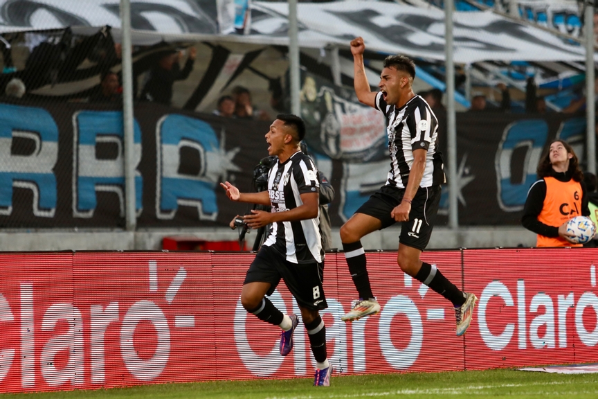 Copa Argentina: Central Córdoba derrotó a Huracán y estará en la Final por segunda vez