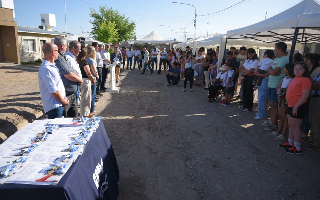 Entregaron viviendas a familias del Valle de Uco