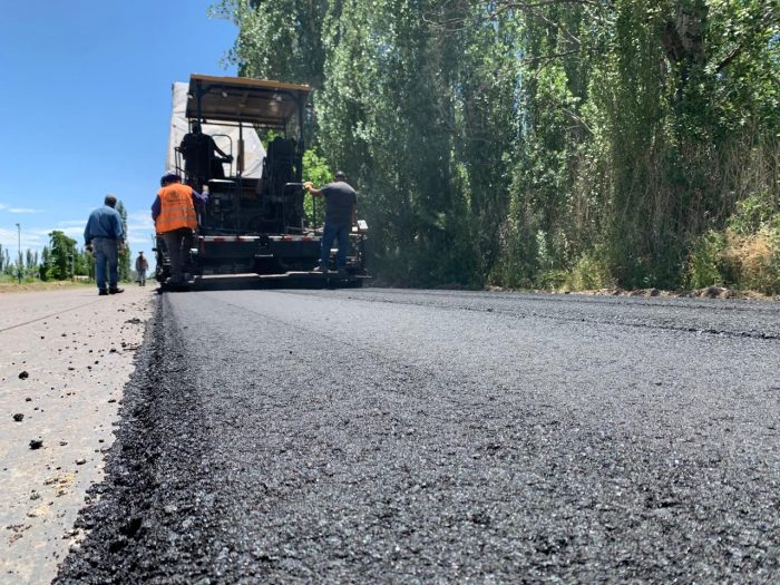 Vialidad Mendoza asfalta la Ruta 40 Vieja entre Pareditas y Chilecito