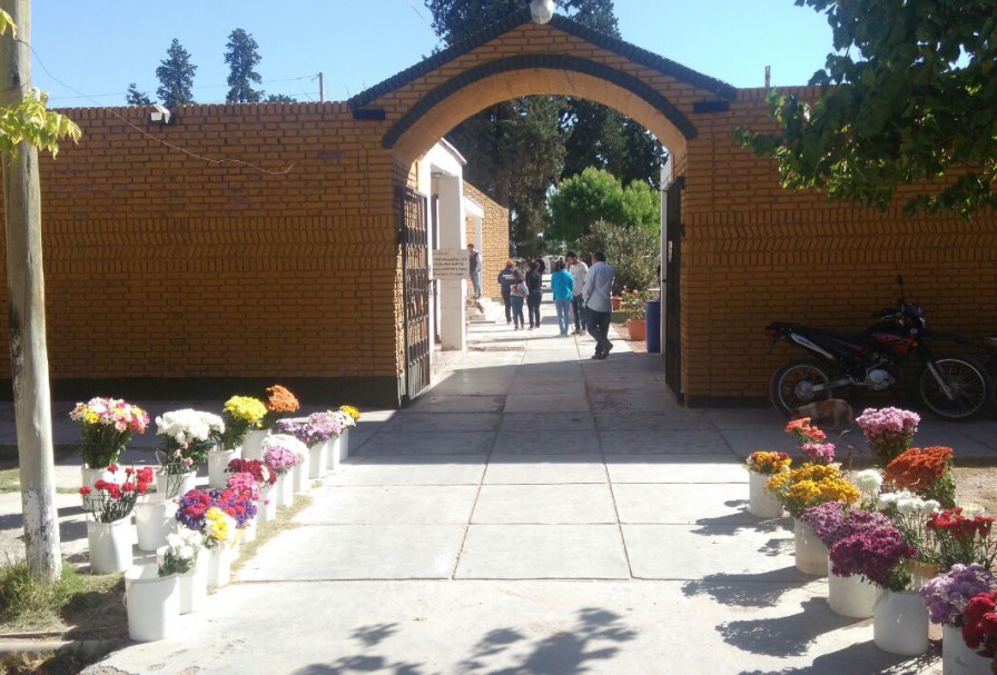 Robaron en el cementerio de Tunuyán