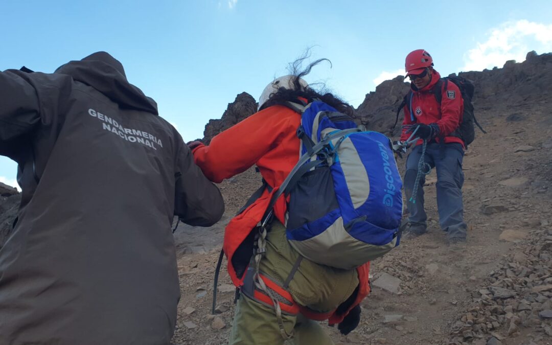 Mendoza: Cuatro mujeres que realizaban trekking en la zona del Cerro Tolosa tuvieron que ser asistidas por los especialistas en Alta Montaña