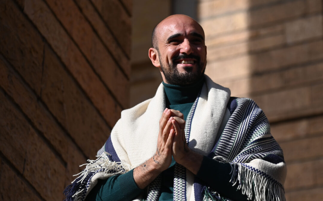 En su visita a Mendoza, Abel Pintos participó en el Cambio de Guardia de la Bandera del Ejército de los Andes