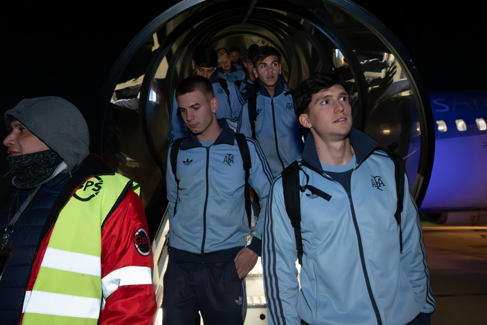 Luego del triunfo en Chile, la Selección Argentina ya se encuentra en el país