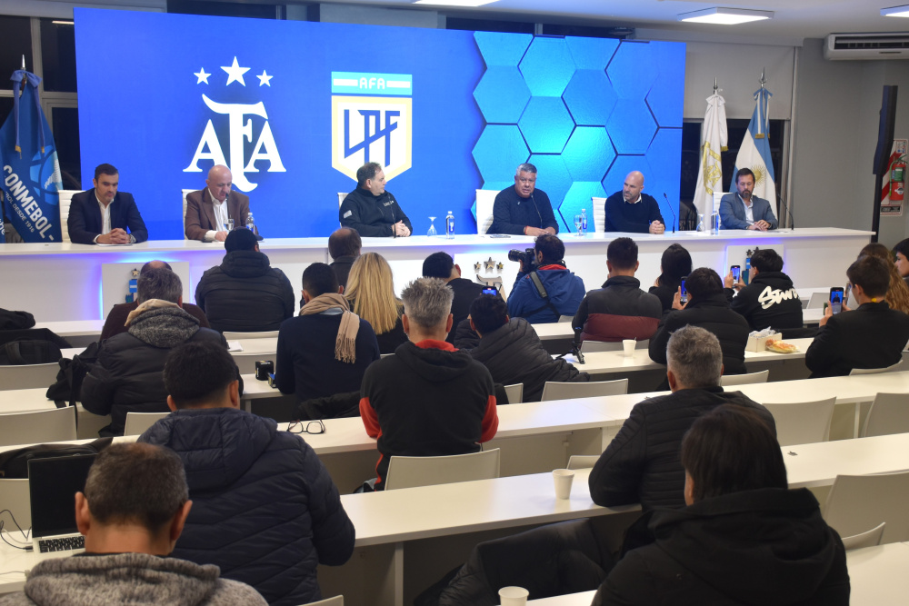 Anuncian la primera prueba para el regreso del público visitante en el fútbol argentino