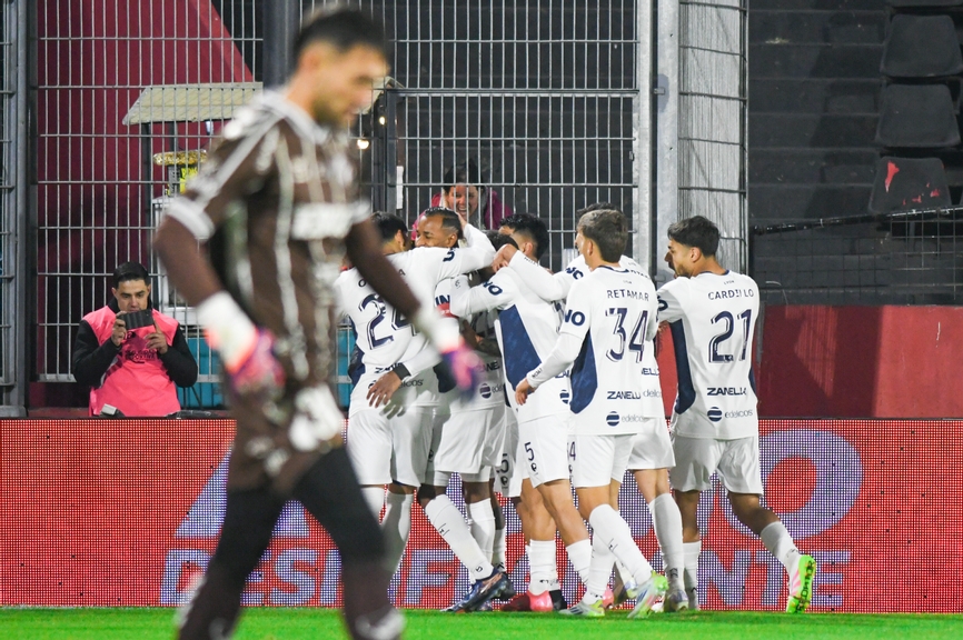 Independiente Rivadavia venció por penales a Platense y avanza en la Copa Argentina
