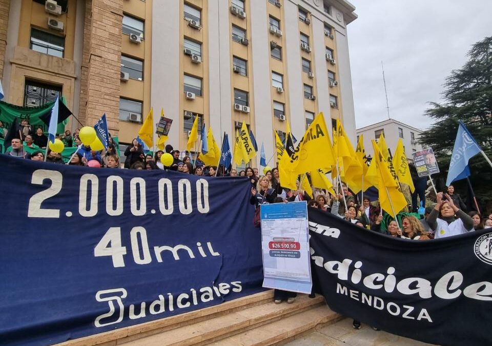 Mendoza: AMProS repudia el proyecto que modifica del Estatuto del Empleado Público