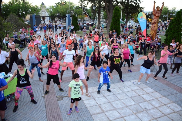 Encuentro de colores reúne a los talleres en los CIC de cada Distrito