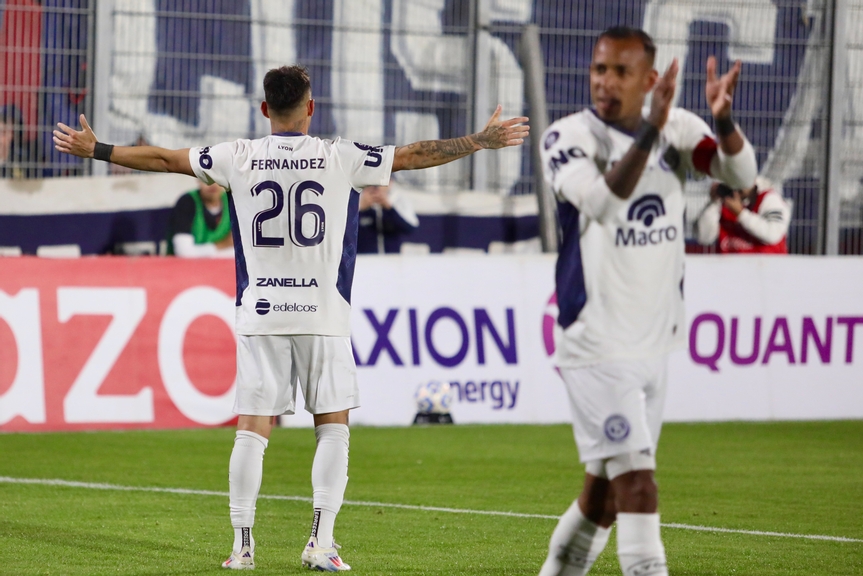 Independiente Rivadavia enfrenta a River en busca de la final de la Copa Argentina