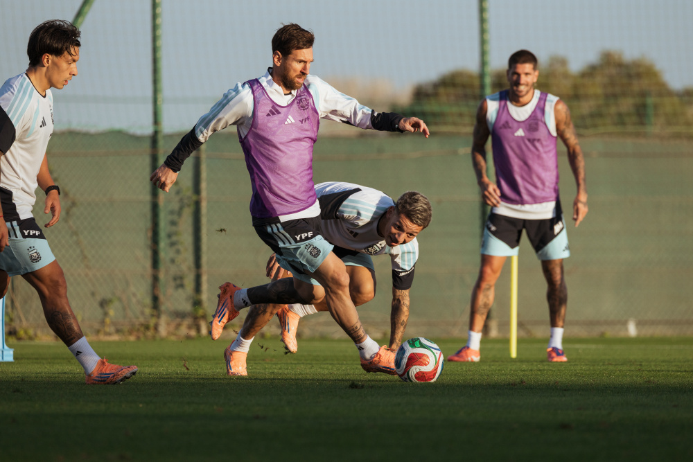La Selección Argentina realizó su segunda práctica de cara al amistoso