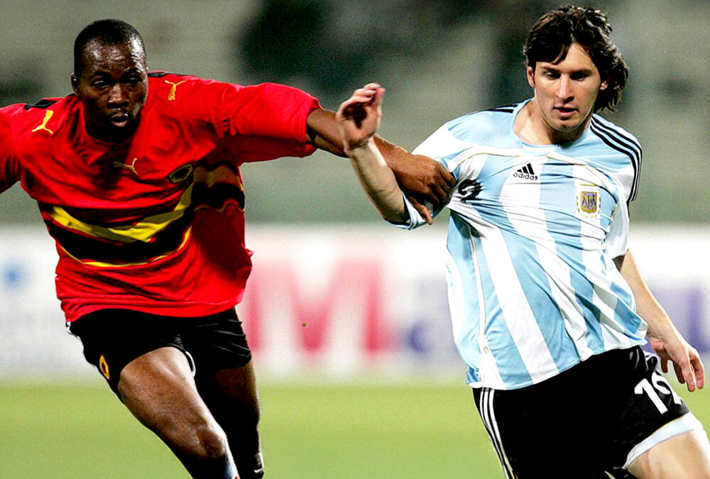 Después de casi 20 años sin enfrentarse, la Selección Argentina juega ante Angola