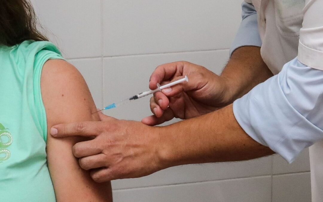 Lanzan la campaña de vacunación antigripal 2026