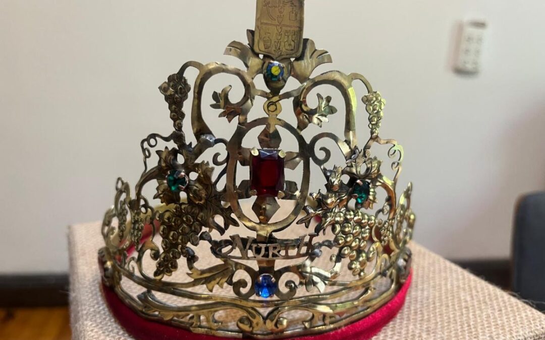 Cultura y la Municipalidad de San Carlos donarán la corona de Nuri Donnantuoni a su familia