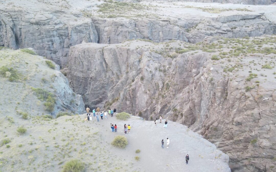 Dramático rescate en el Cañón del Atuel: dos jóvenes quedaron atrapados tras caer en la Garganta del Diablo