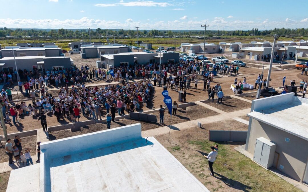 Hogares recuperados: La Comuna tomó las riendas de una obra paralizada y cumple con los vecinos