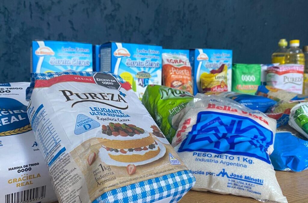 Los alimentos recolectados durante el evento «Música Clásica por los Caminos del Vino» fueron entregados a la Casa de la Mujer